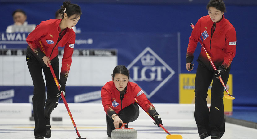 但在队友和 但在队友和